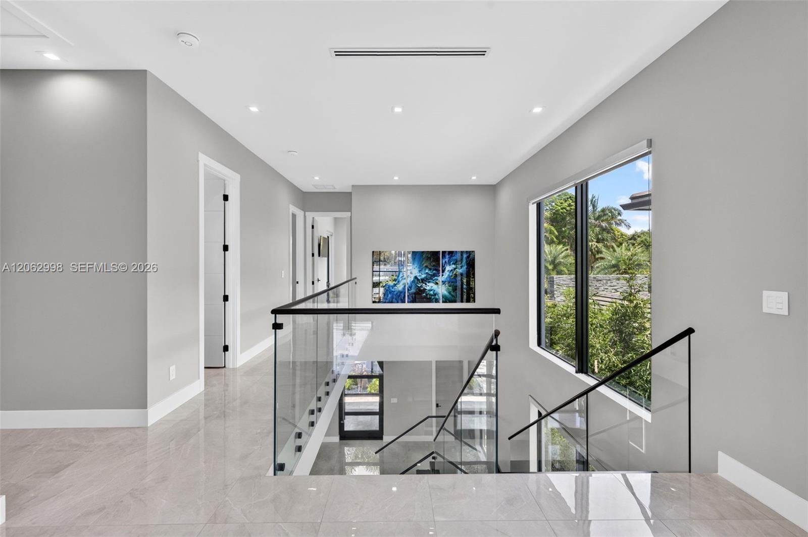 1004 SW 5th Pl