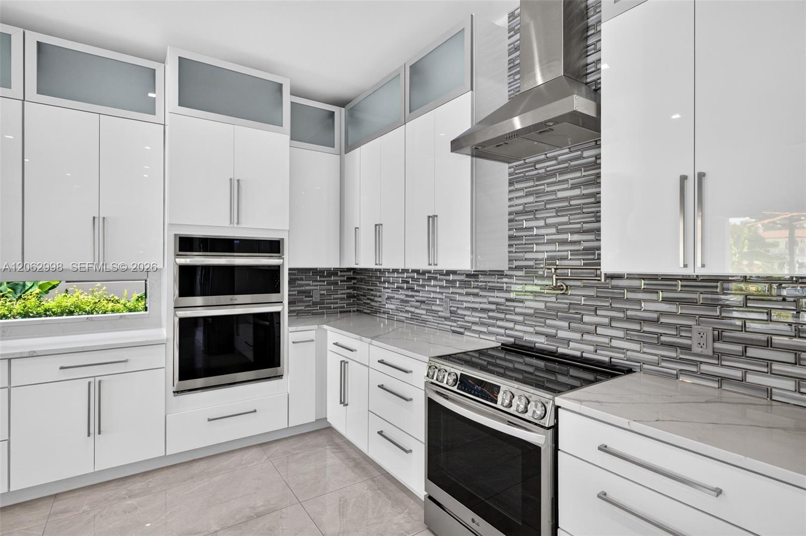1004 SW 5th Pl