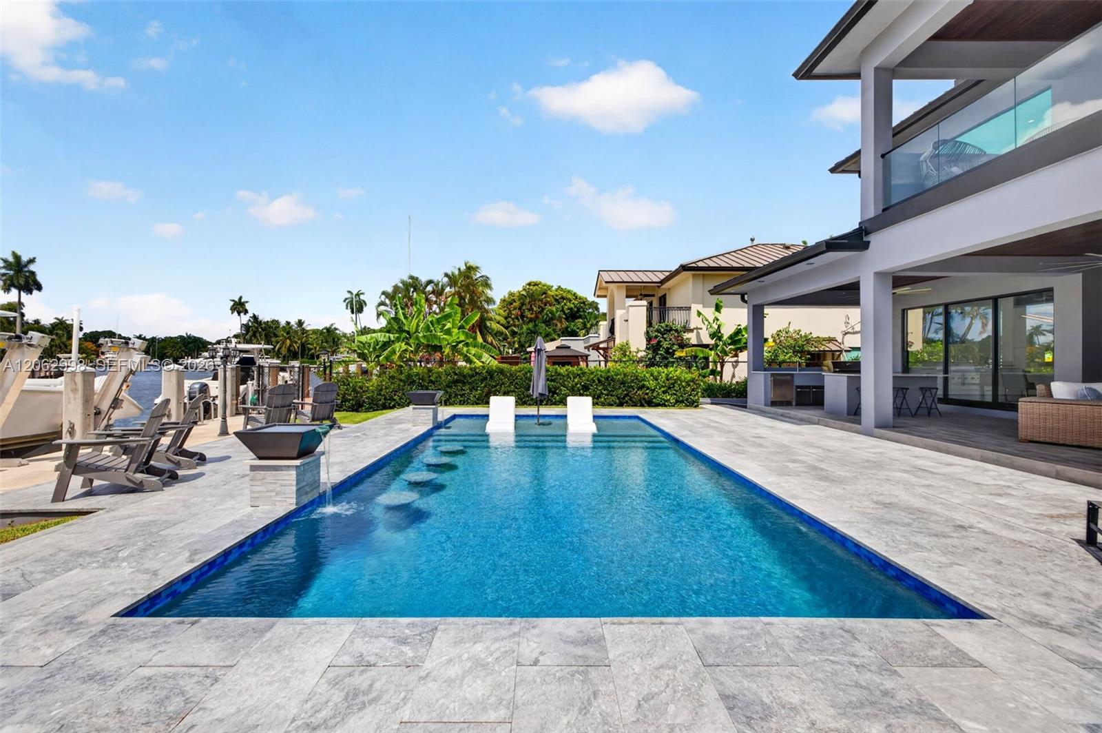 1004 SW 5th Pl
