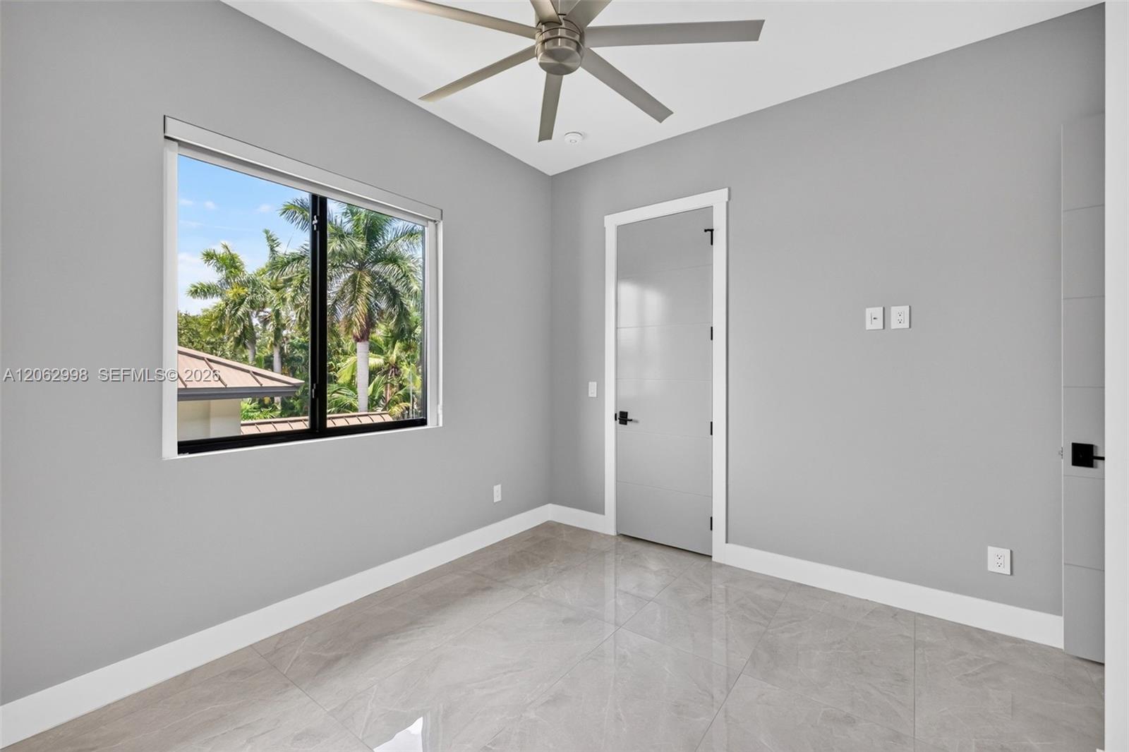 1004 SW 5th Pl