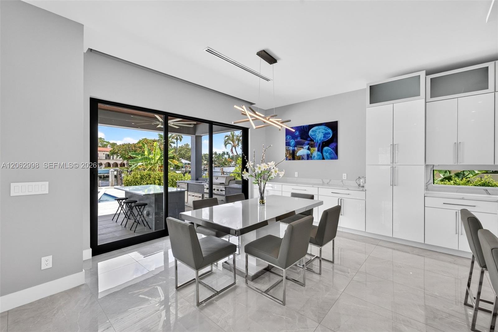 1004 SW 5th Pl