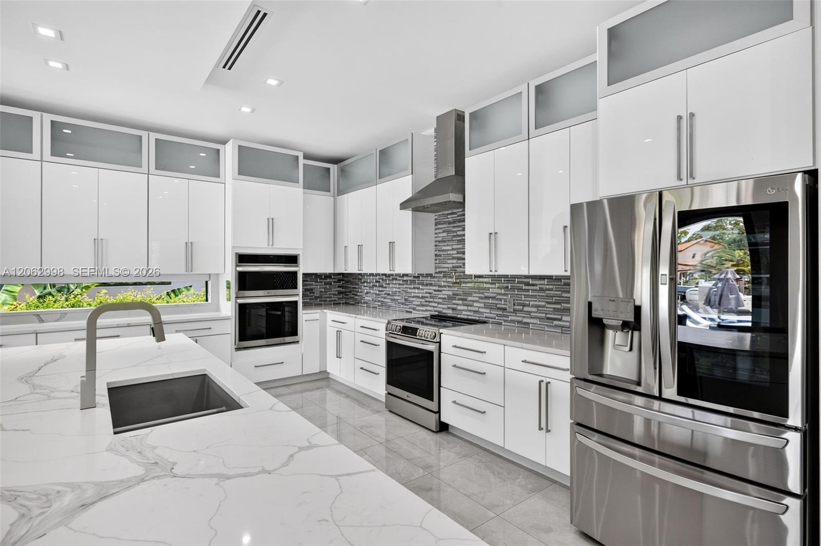 1004 SW 5th Pl