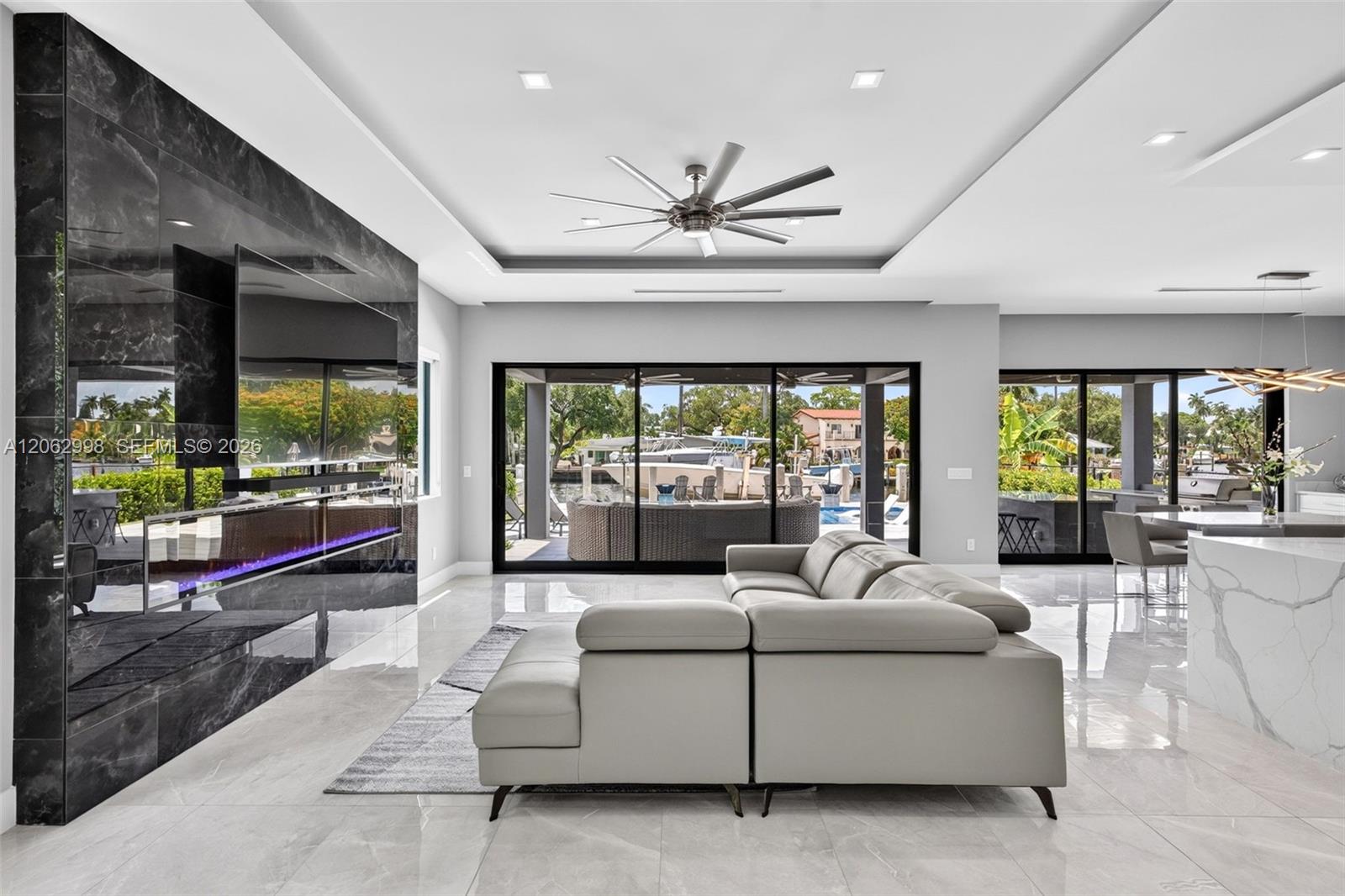 1004 SW 5th Pl
