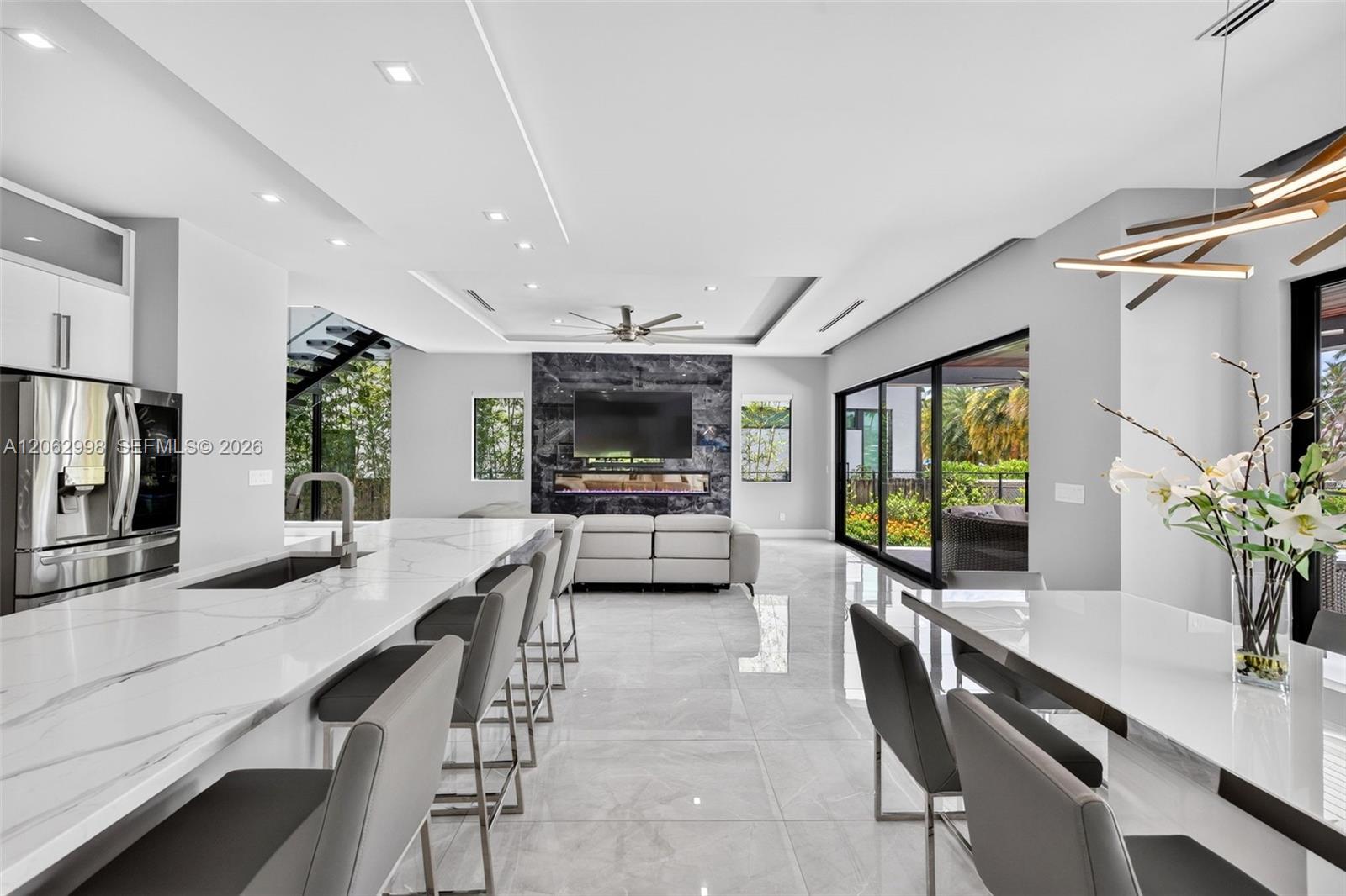 1004 SW 5th Pl