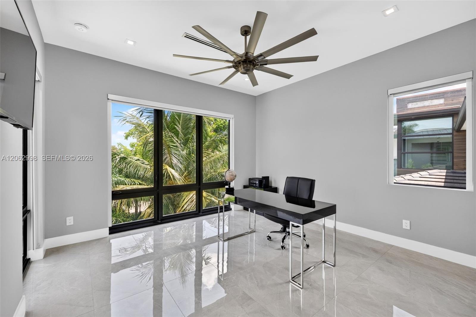 1004 SW 5th Pl