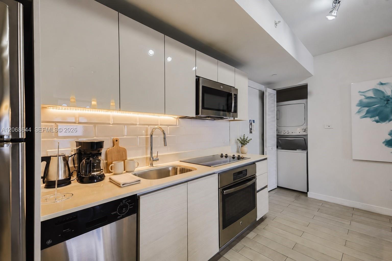 2602 E Hallandale Beach Blvd Unit: R1905