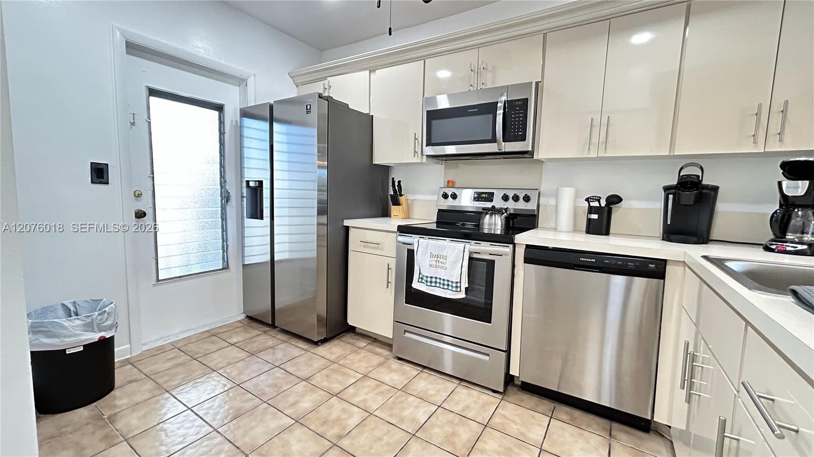 4117 Bougainvilla Dr # 210