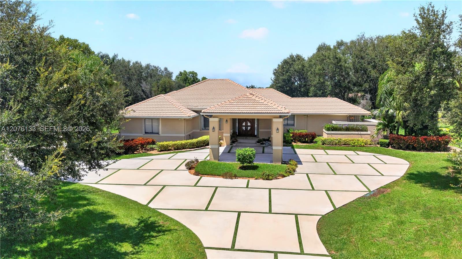 2725 Hunter Rd
