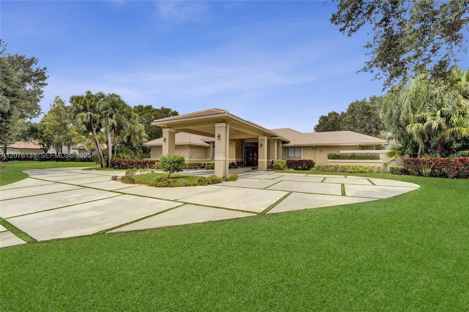 2725 Hunter Rd