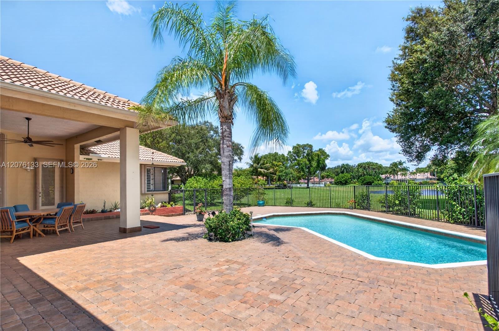 2725 Hunter Rd