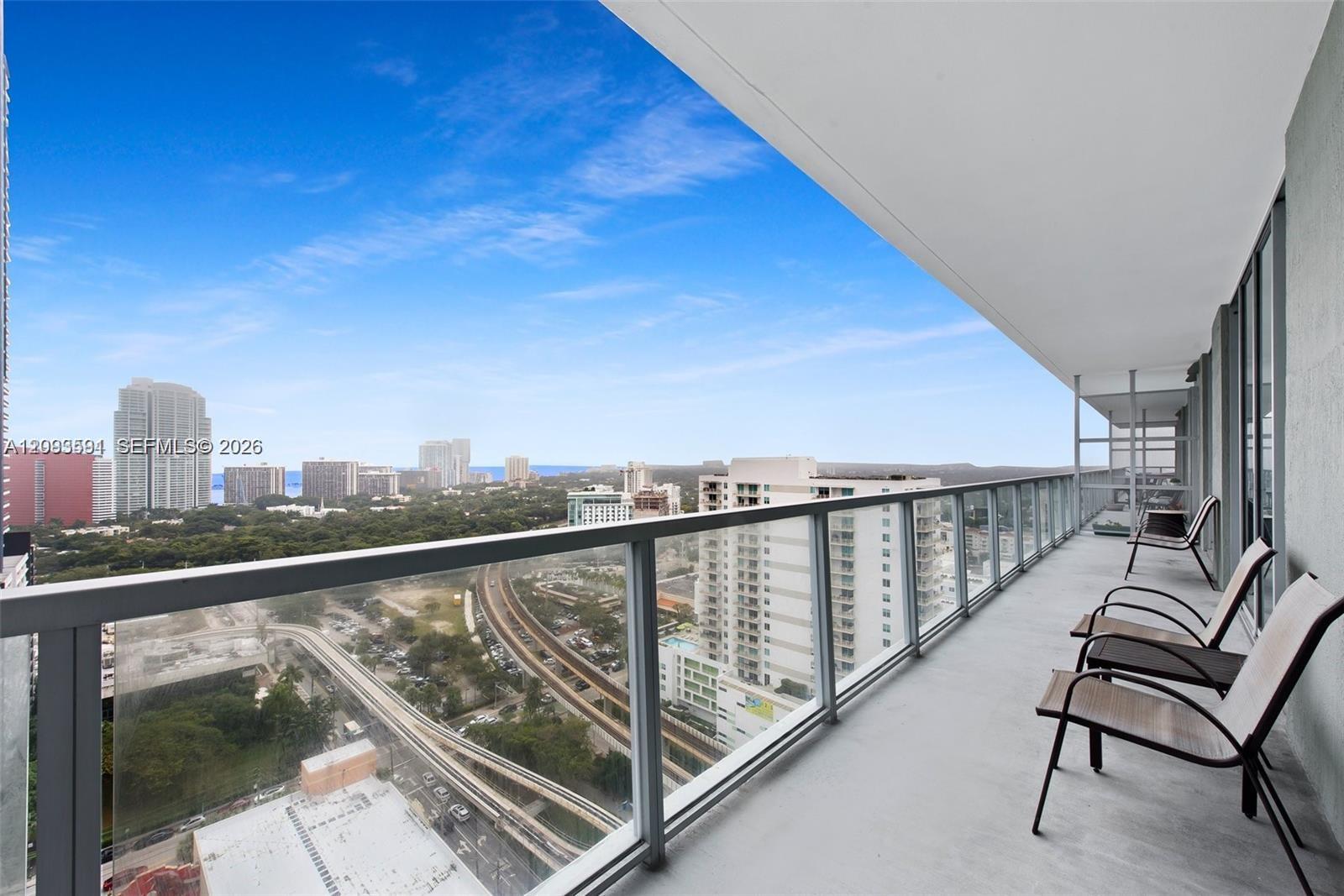 79 SW 12th St Unit: 2503-S