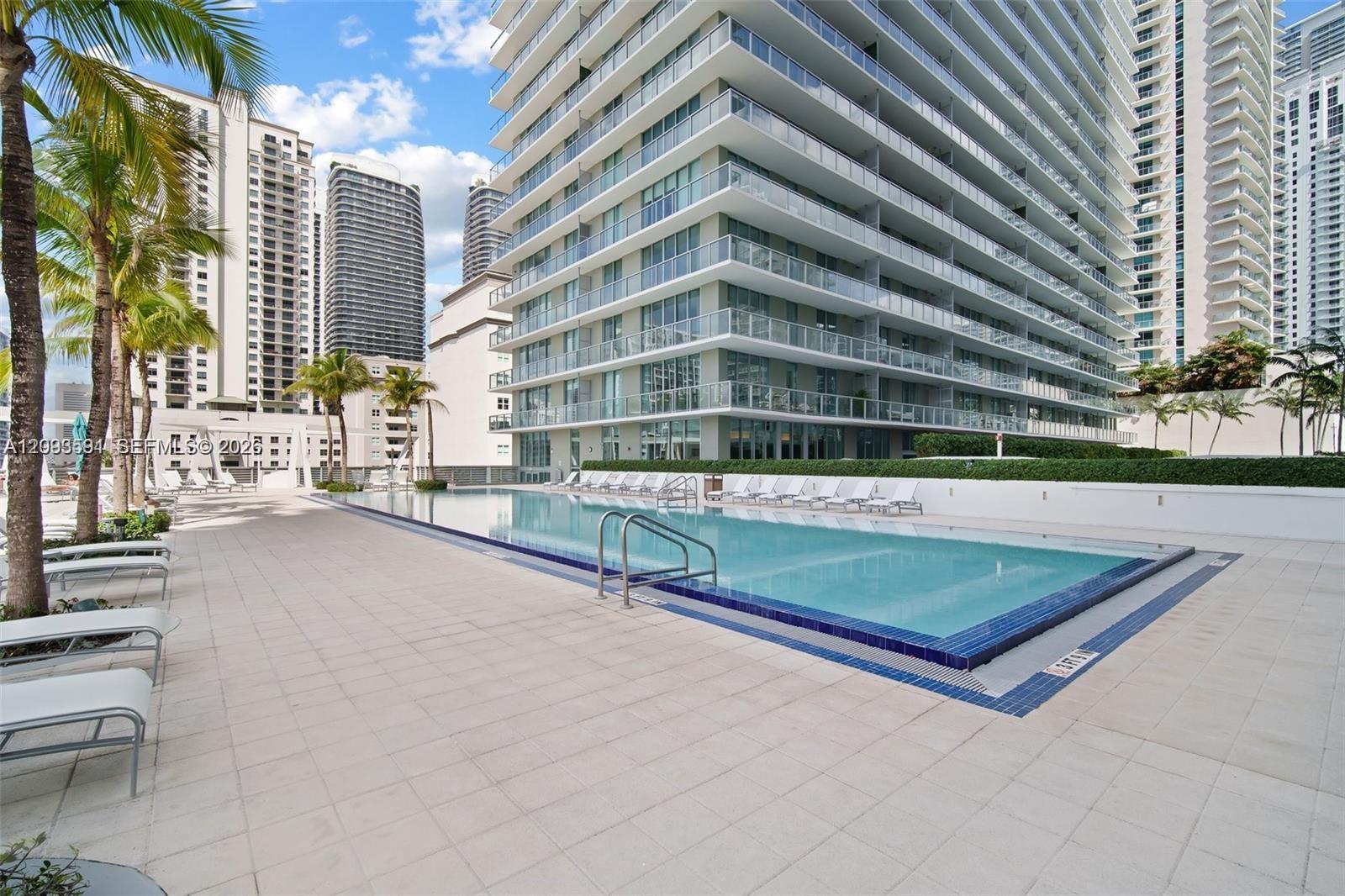 79 SW 12th St Unit: 2503-S