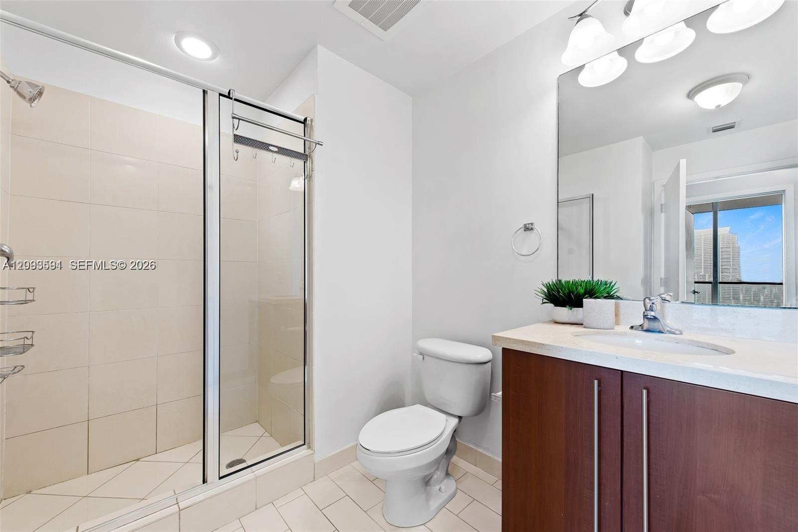 79 SW 12th St Unit: 2503-S