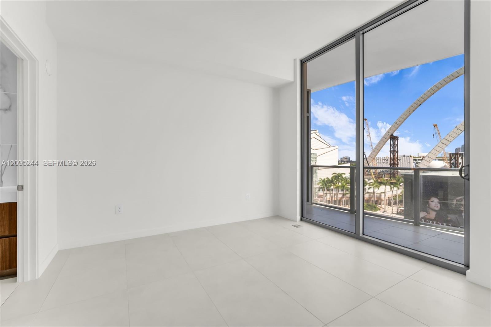 1400 biscayne blvd # 602