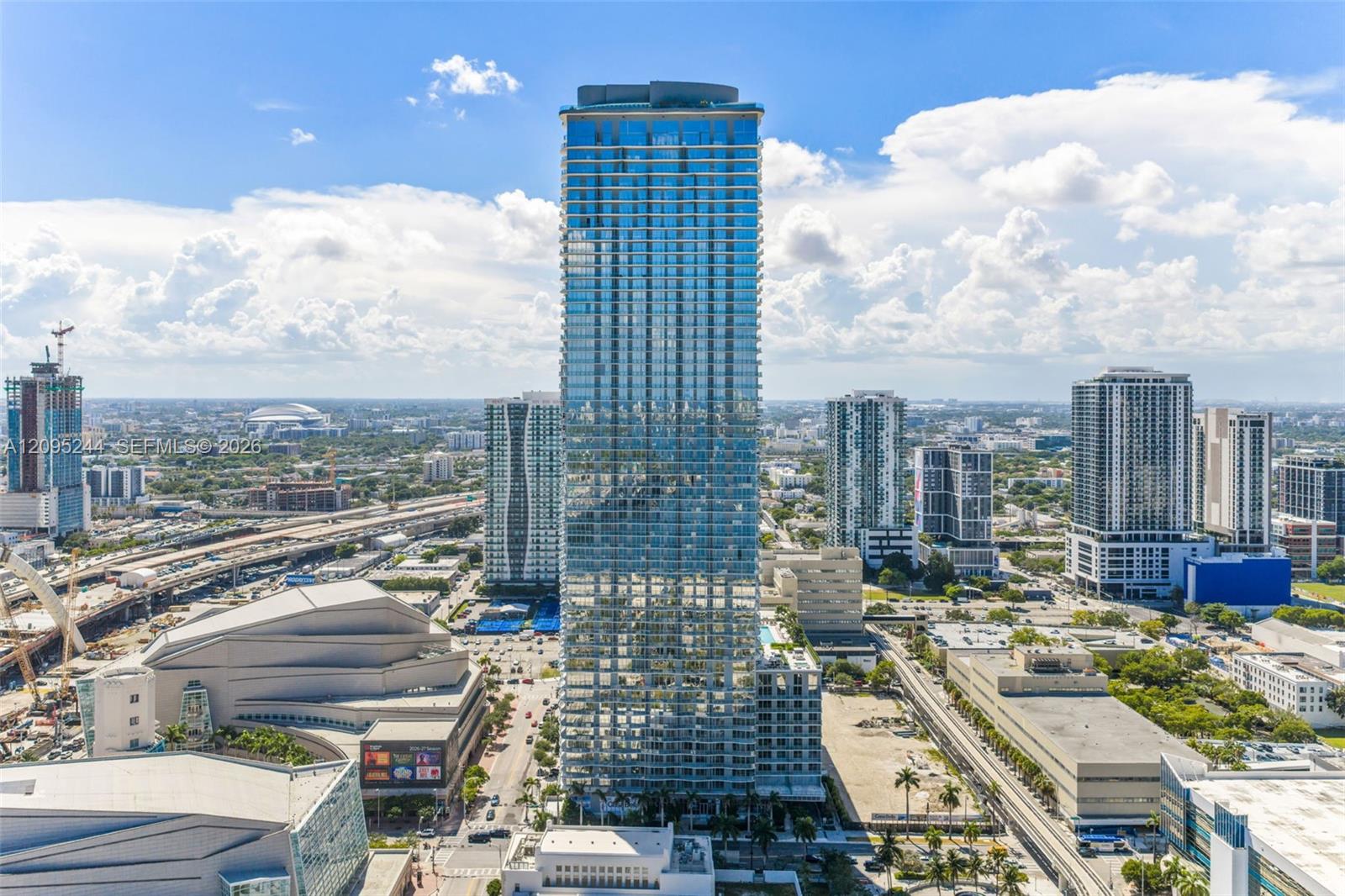1400 biscayne blvd # 602