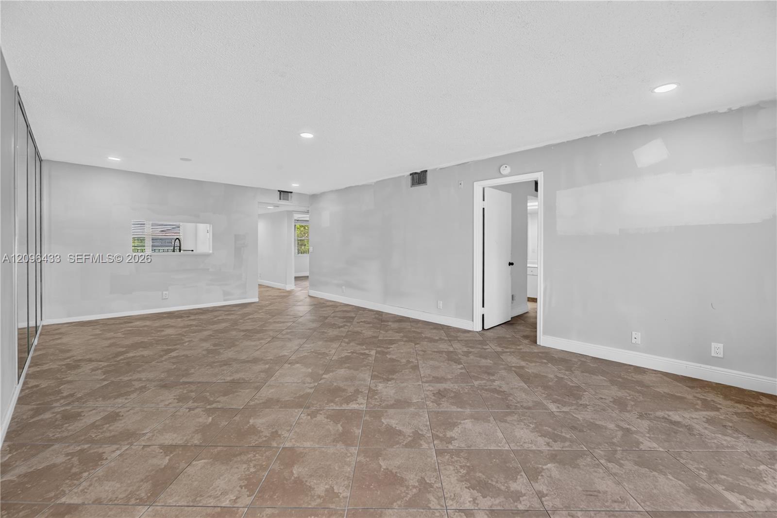 1401 SW 128th Ter # 405H