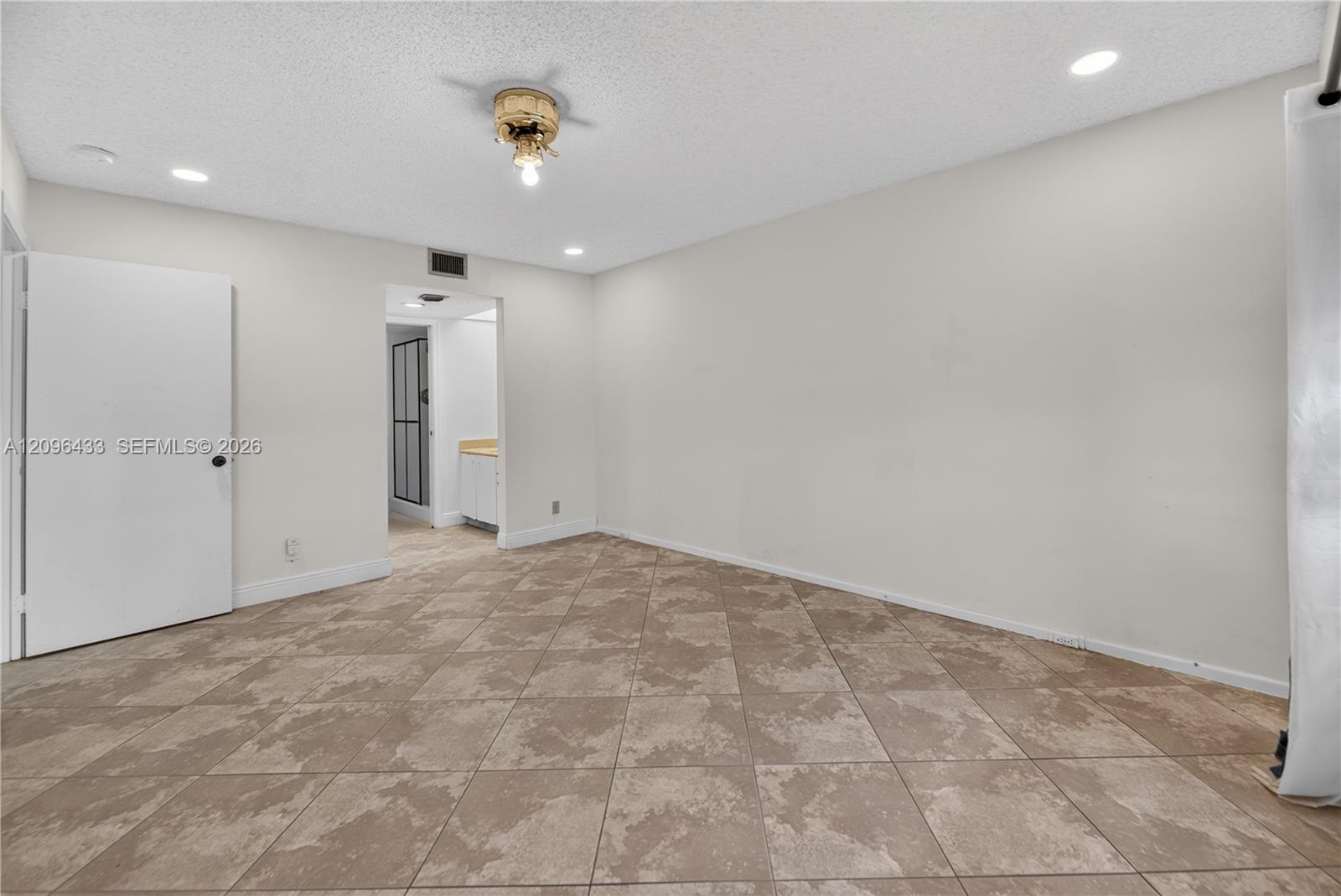 1401 SW 128th Ter # 405H