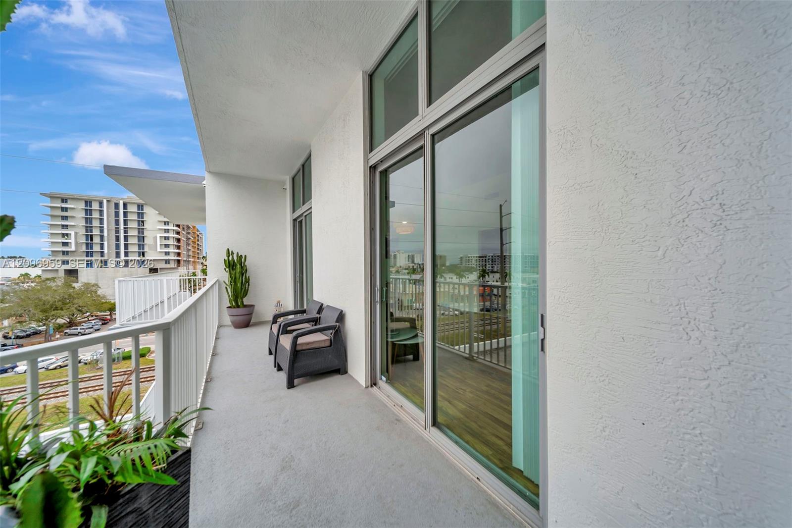 2100 Van Buren St # 508