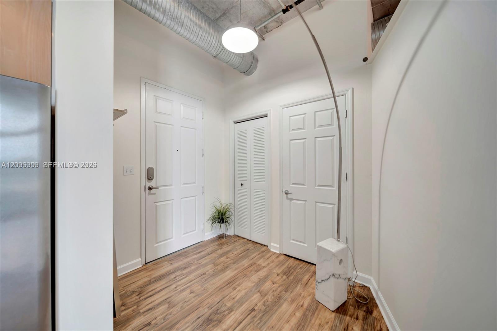 2100 Van Buren St # 508