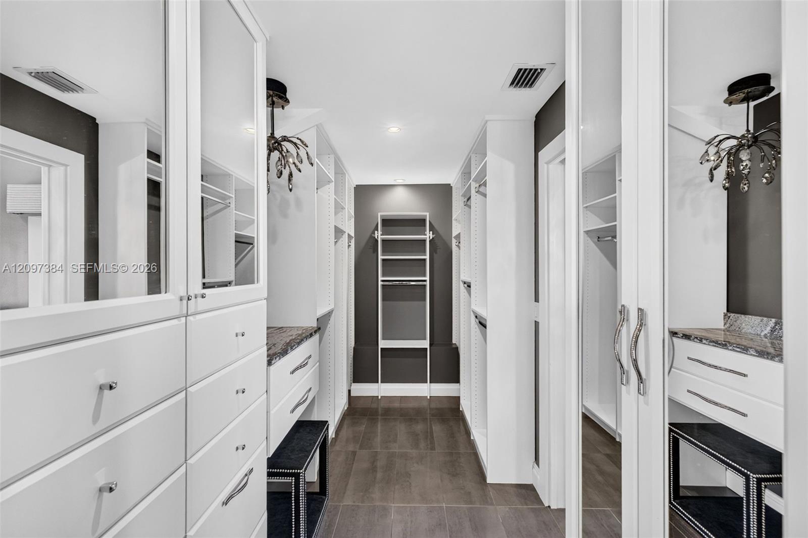 8 Port Side Dr # 8A