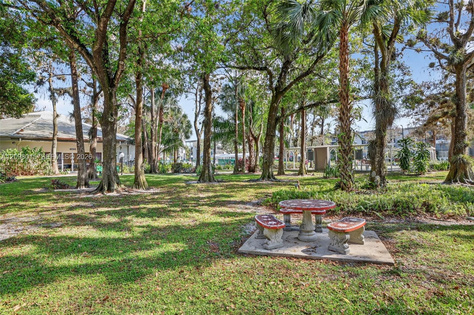 4898 NW 29th Ct # 201
