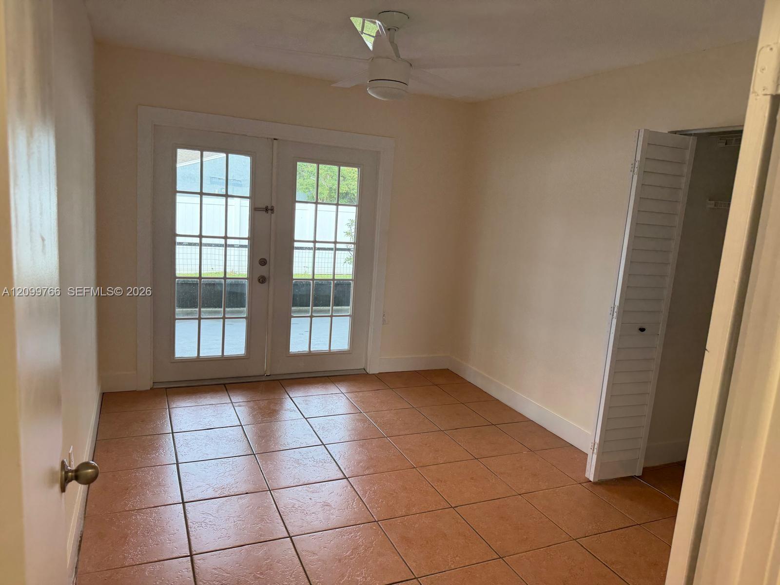 8289 Barnyard Way