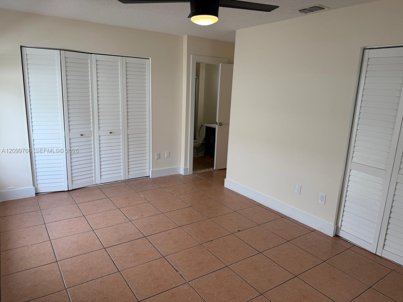 8289 Barnyard Way