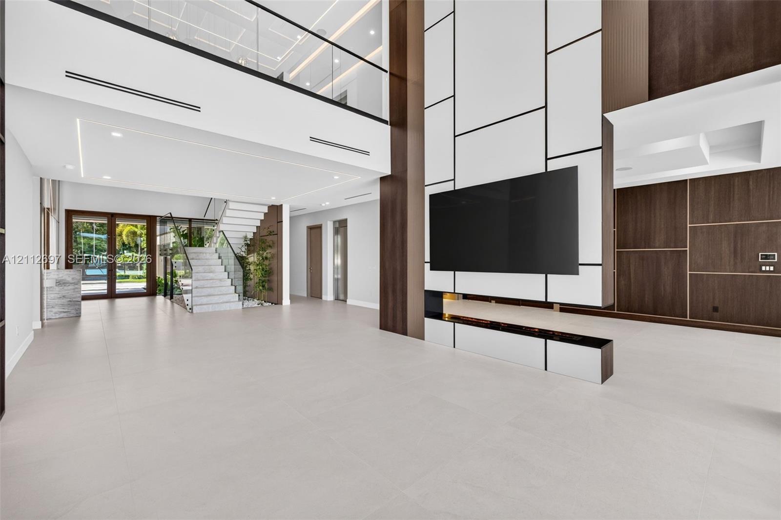 700 SW 12th Ave
