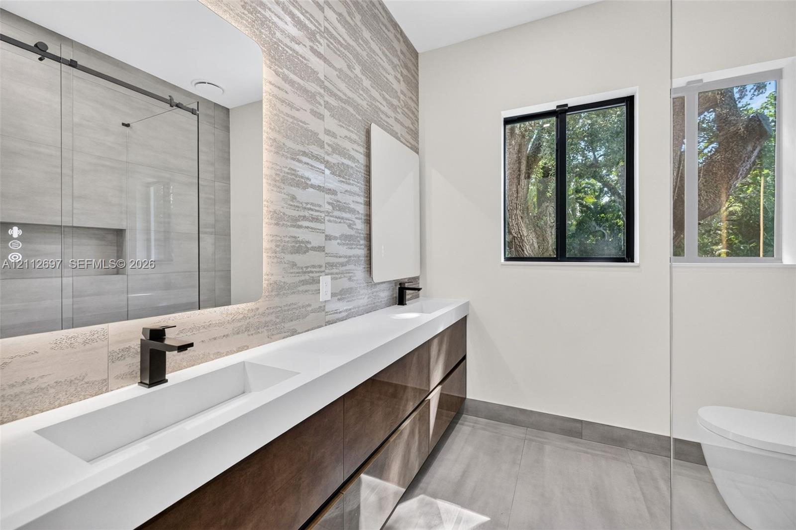 700 SW 12th Ave