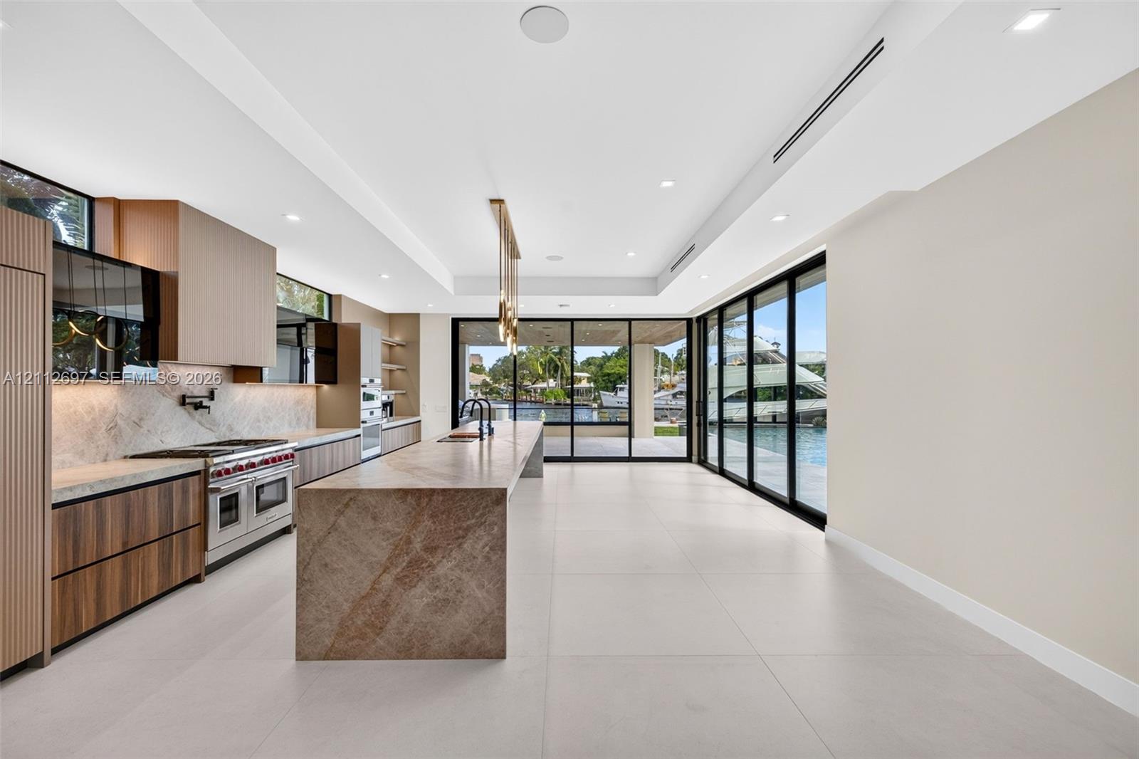 700 SW 12th Ave
