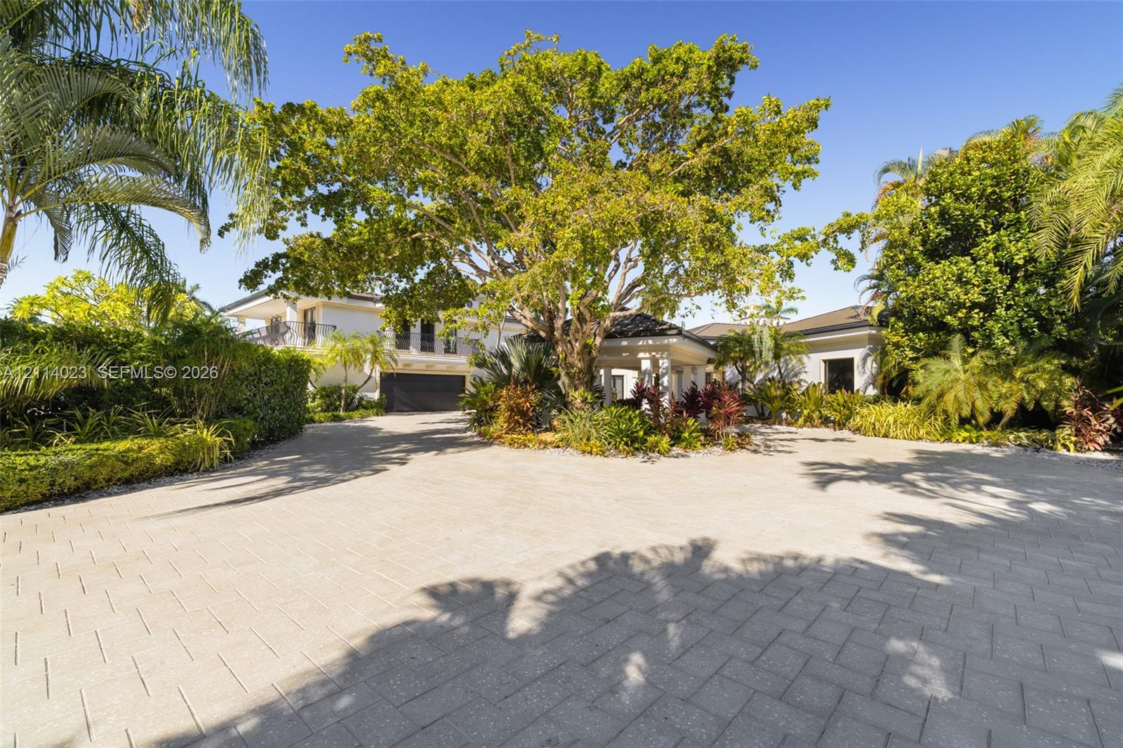 2300 Aqua Vista Blvd