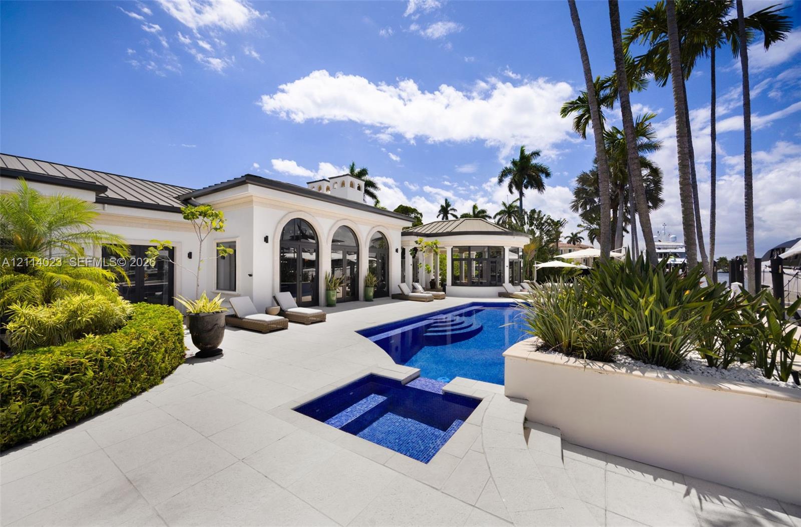 2300 Aqua Vista Blvd