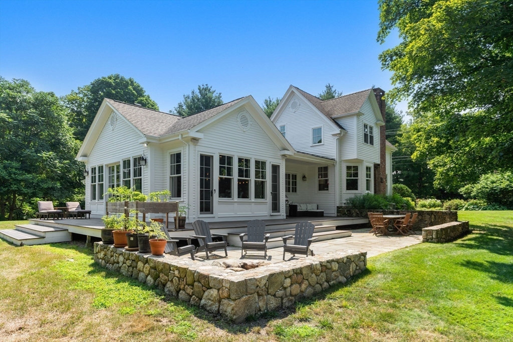 23 Everett Street