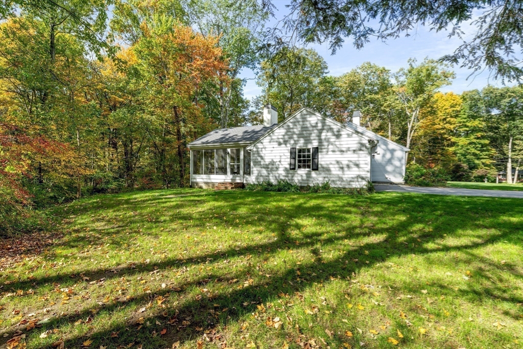 16 Sterling Drive