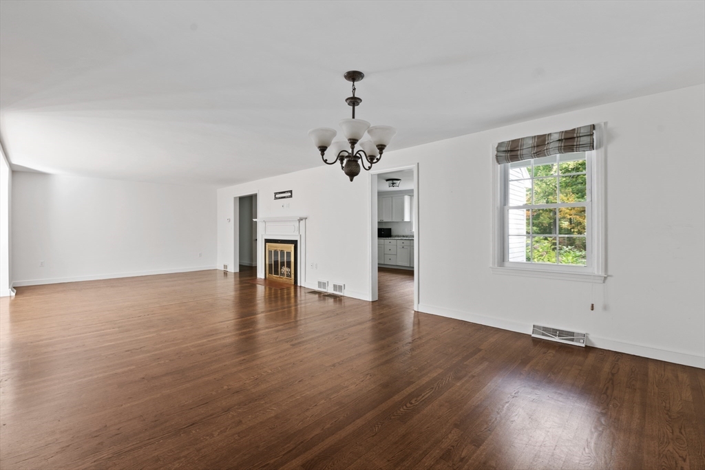 16 Sterling Drive
