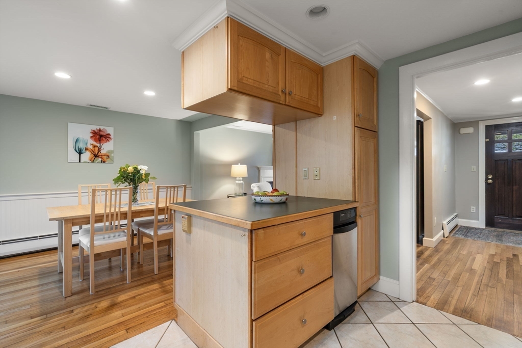 6 Walnut Avenue