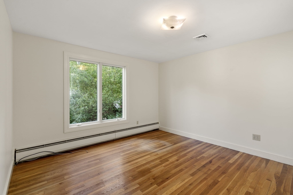 6 Walnut Avenue