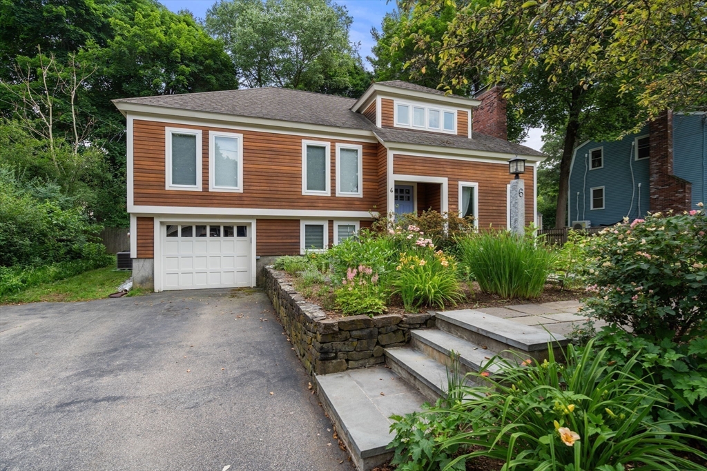 6 Walnut Avenue