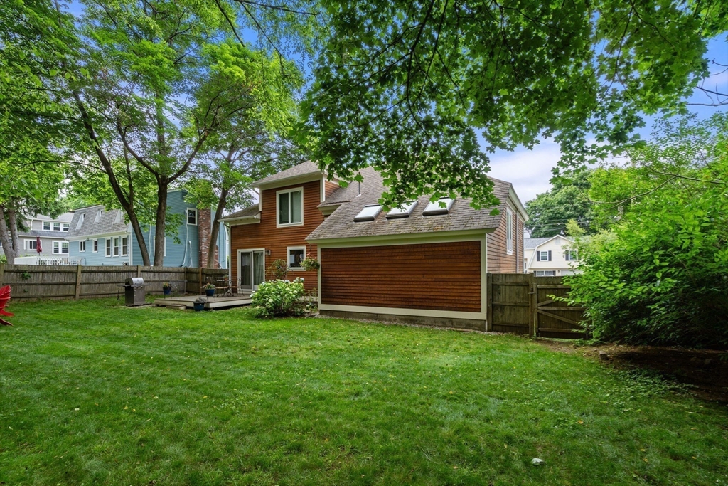 6 Walnut Avenue