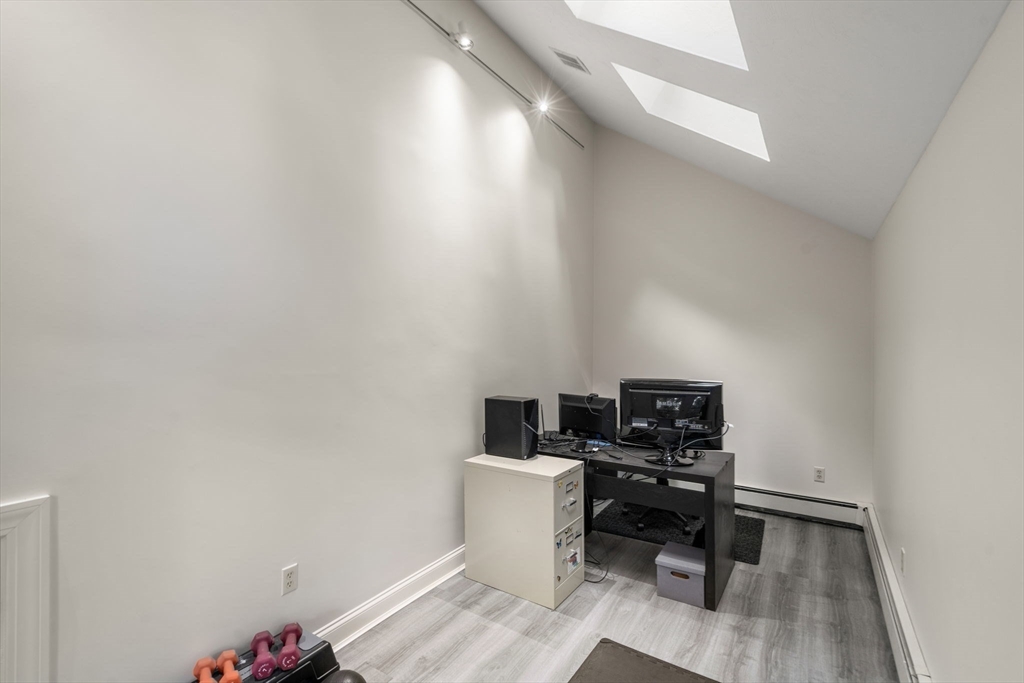 6 Walnut Avenue