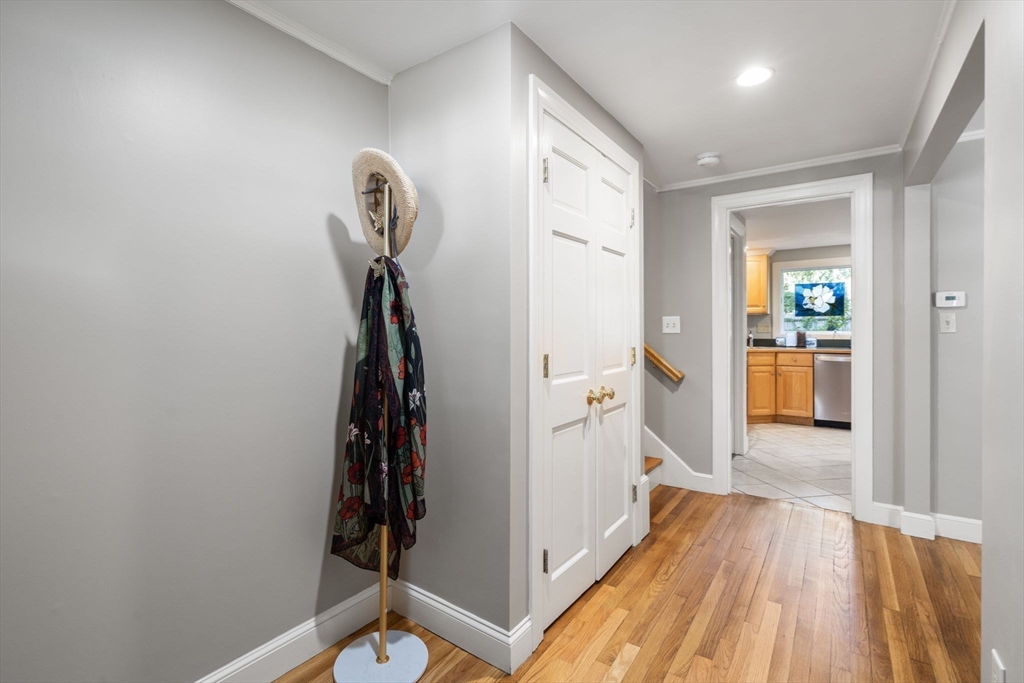 6 Walnut Avenue
