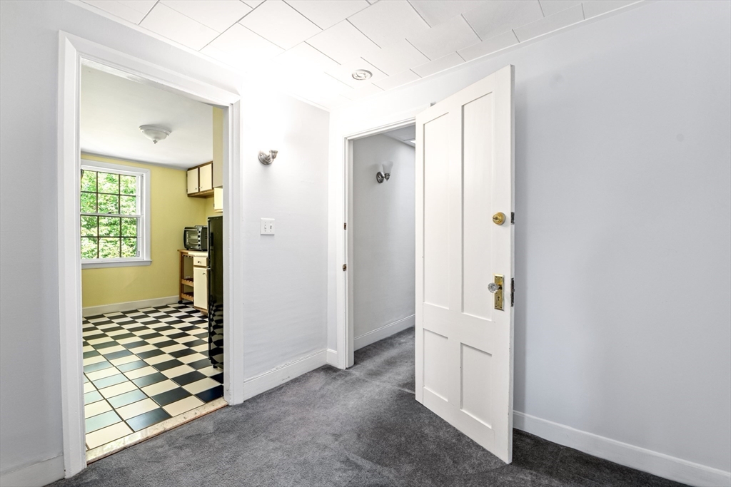 62 Old River Place