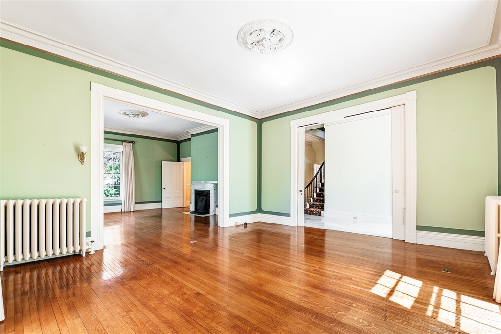 62 Old River Place