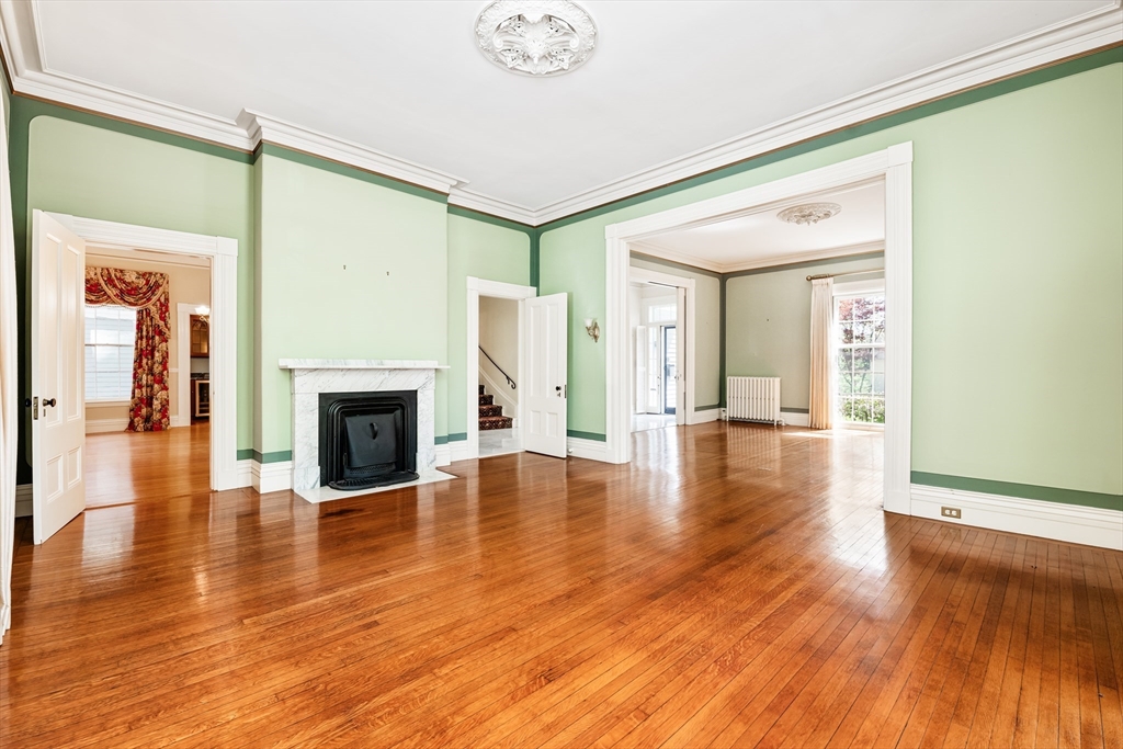62 Old River Place