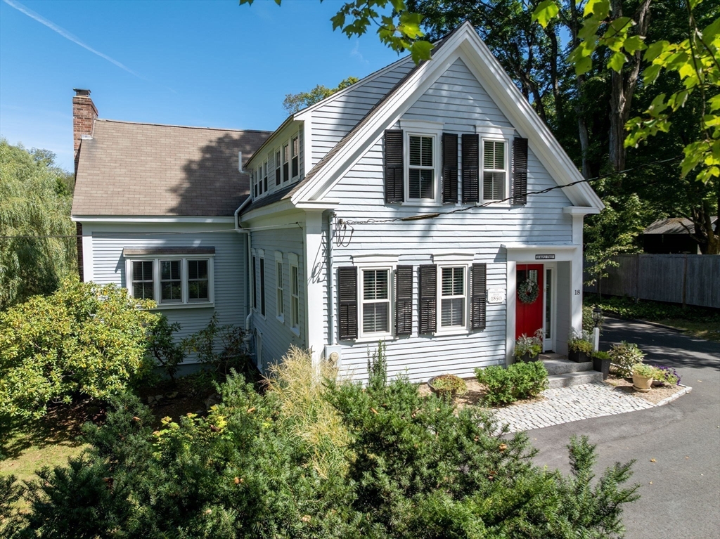 18 Maple Street