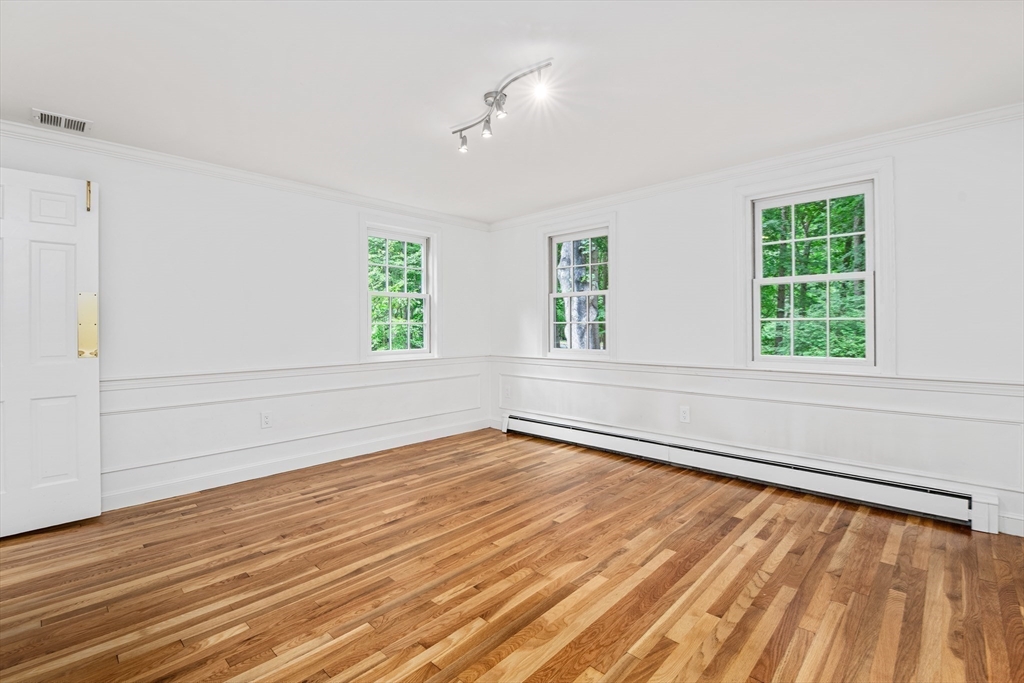 2 Surrey Lane