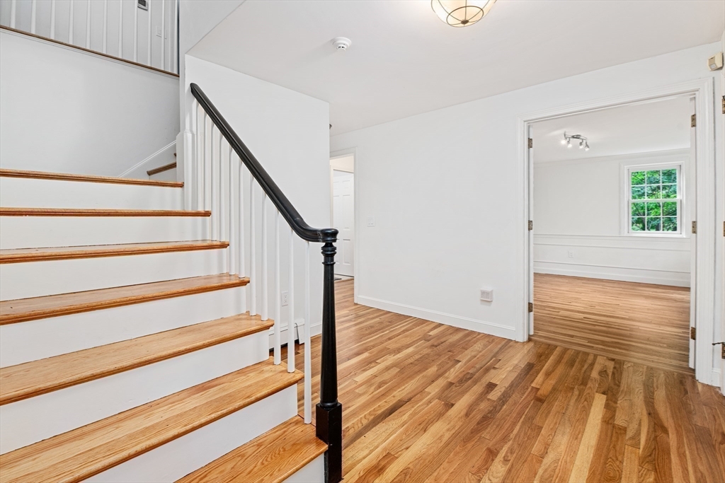 2 Surrey Lane