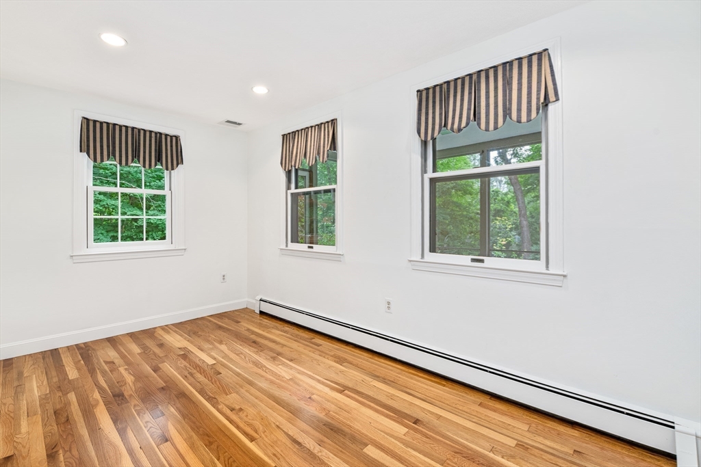 2 Surrey Lane
