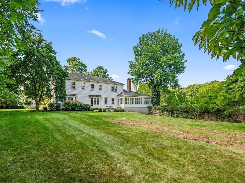 8 Washington Street