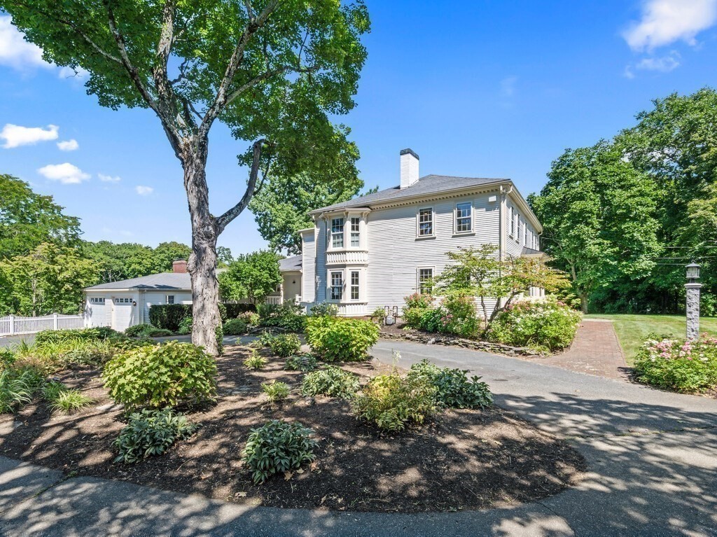 8 Washington Street